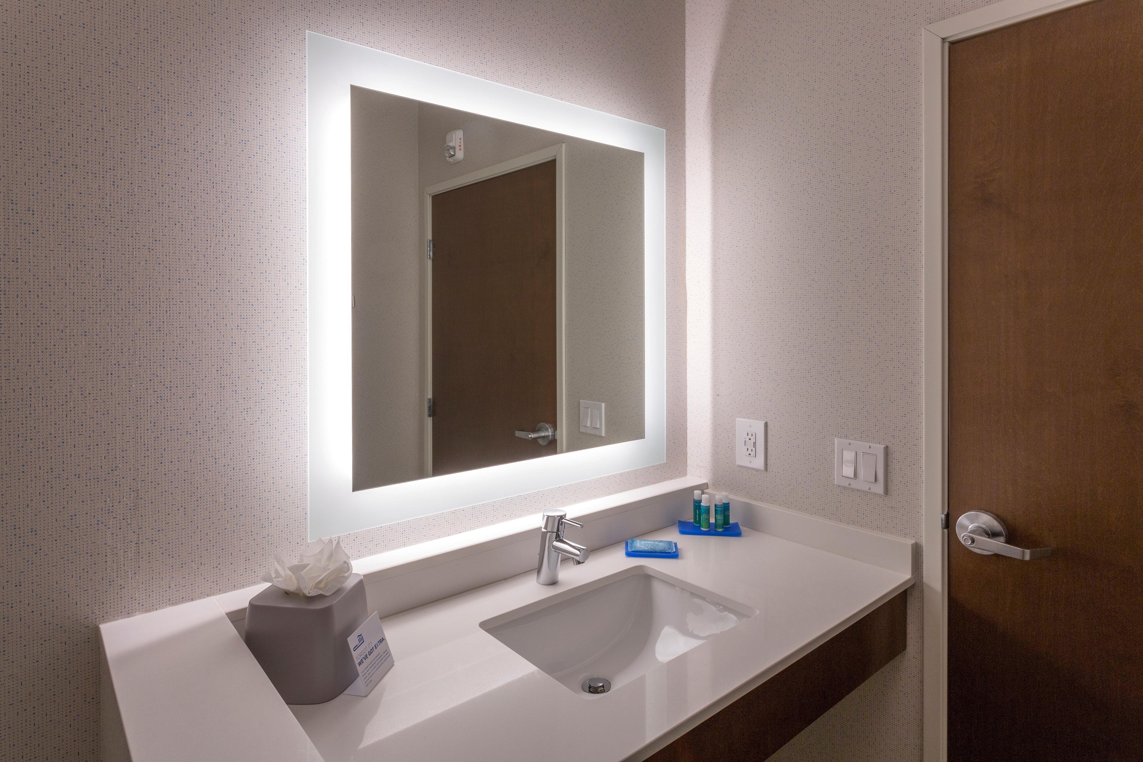 Holiday Inn Express & Suites - Seattle South - Tukwila By Ihg Zewnętrze zdjęcie