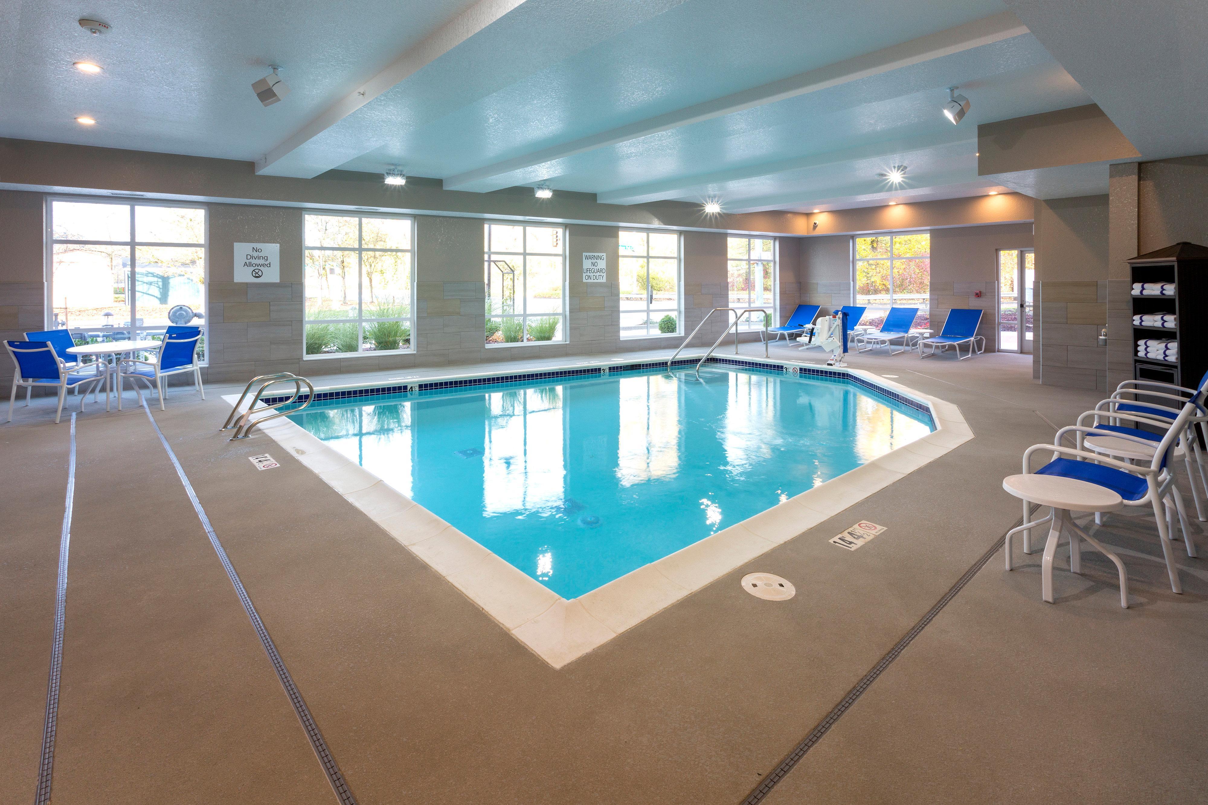 Holiday Inn Express & Suites - Seattle South - Tukwila By Ihg Zewnętrze zdjęcie